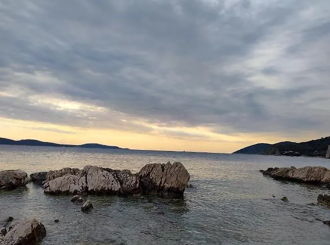 Guest house Udobna Soba Za Dvoje